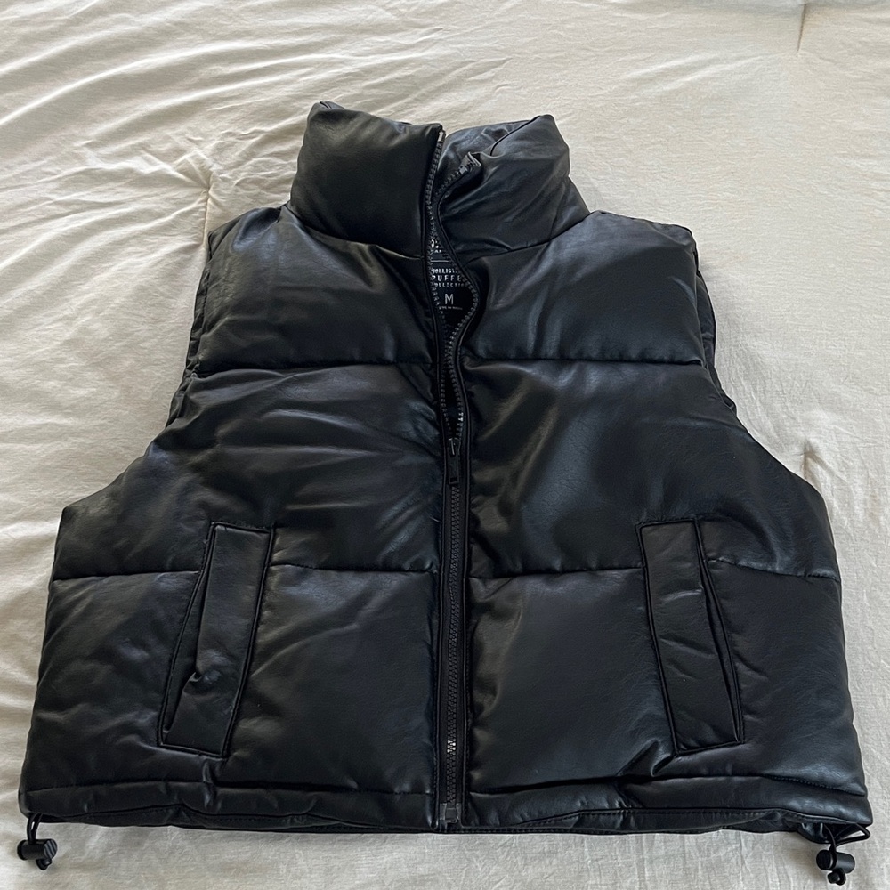 Women's Hollister Black Puffer Vest